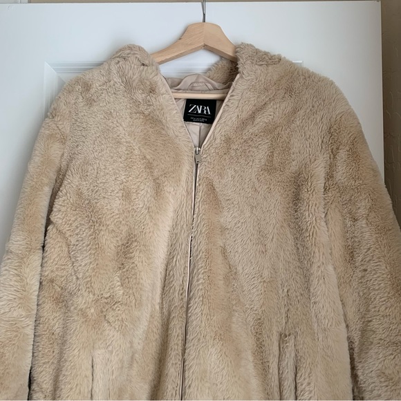 Zara Cream Faux Fur Hooded Coat size M - Picture 2 of 5